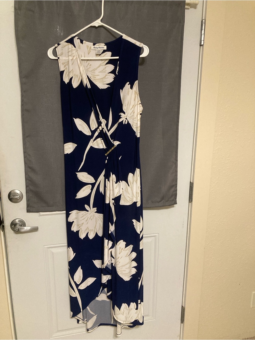 Tommy Bahama Sleeveless Navy & White Floral Wrap Maxi dress
